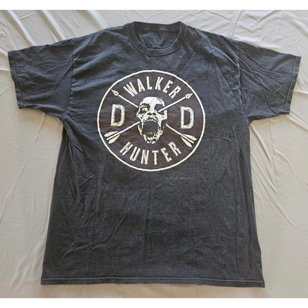 The Walking Dead T-Shirt Men XL Black Excellent Daryl Dixon Walker Hunter Wings